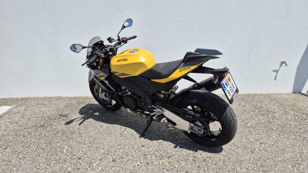 Aprilia Tuono V4 inkl. SC-Project Auspuff
